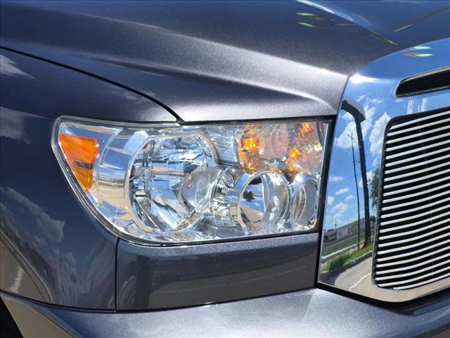 Used 2013 Toyota Tundra 2WD CrewMax w/ Tow Pkg image 16