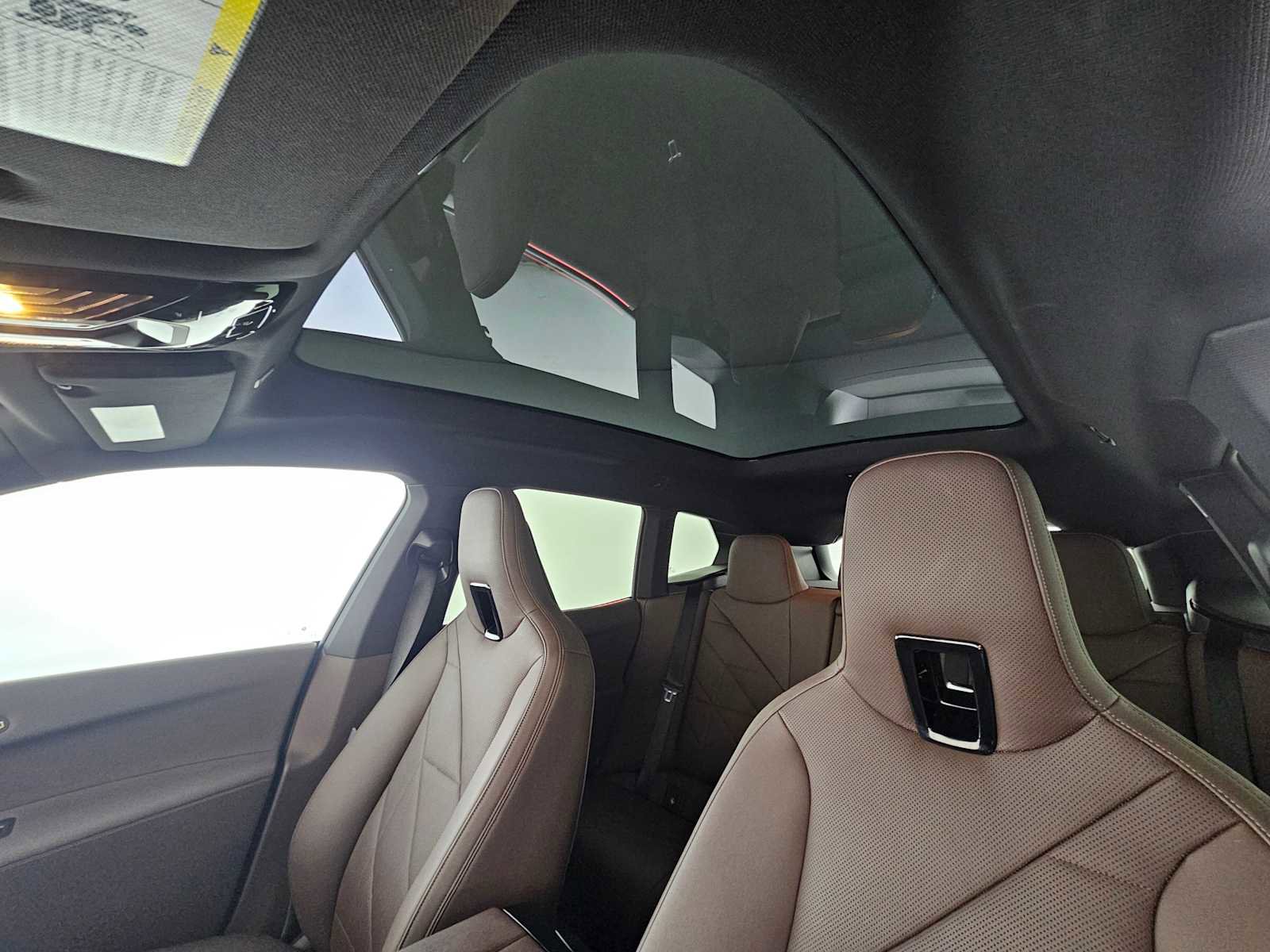 Used 2023 BMW iX xDrive50 w/ Premium Package image 23