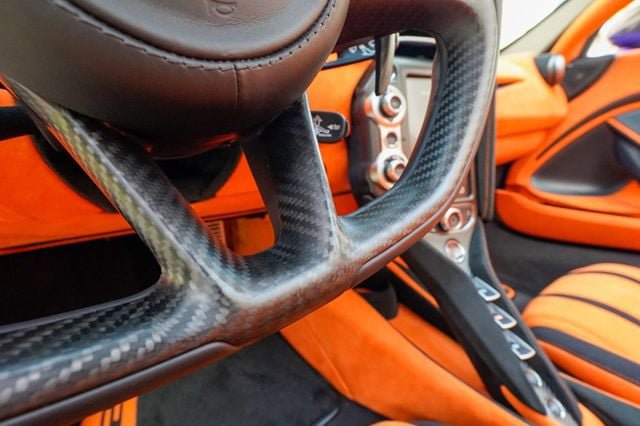 Used 2020 McLaren 720S Performance image 71