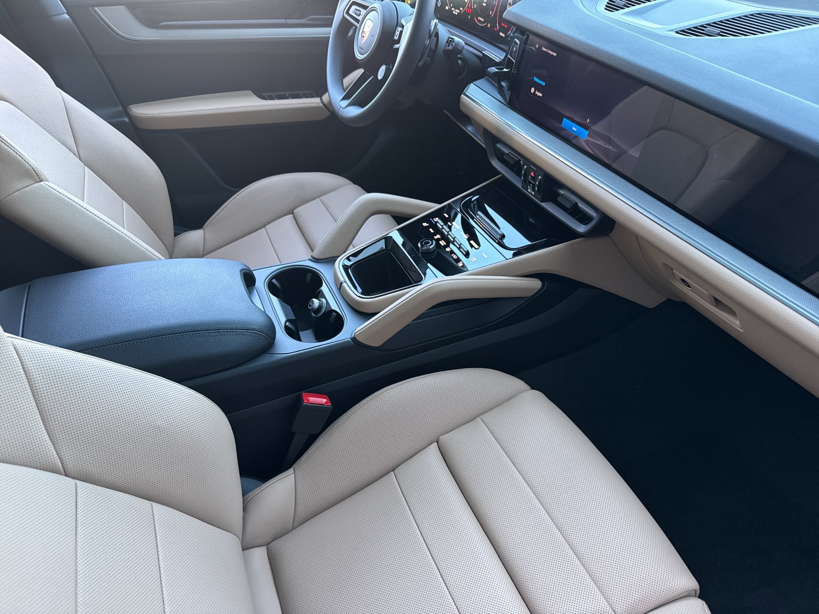 New 2026 Porsche Cayenne AWD/4WD image 16