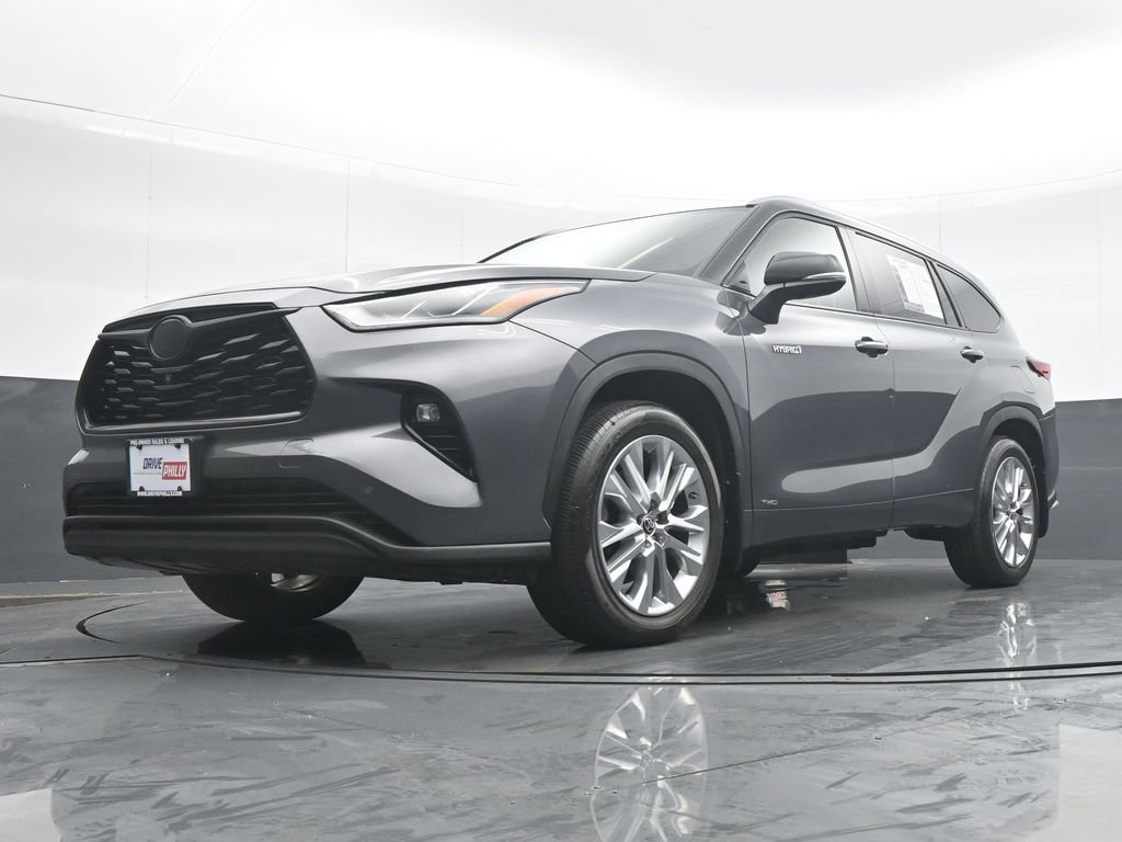 Used 2021 Toyota Highlander Limited AWD/4WD image 26