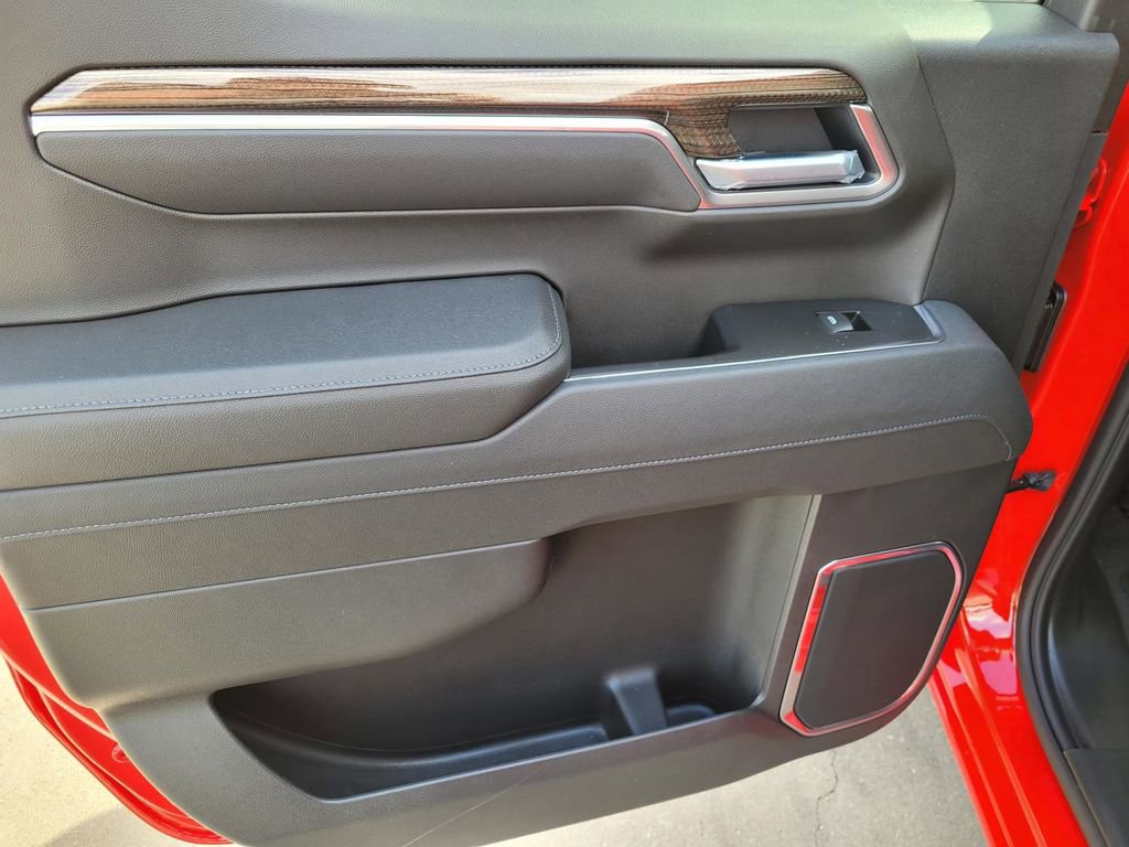 New 2026 Chevrolet Silverado 1500 LT image 7