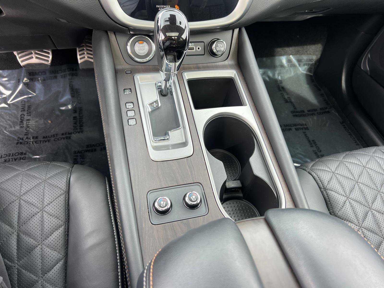 Used 2023 Nissan Murano Platinum w/ Cargo Package FWD image 32