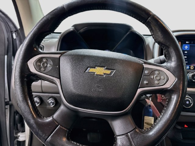 Used 2020 Chevrolet Colorado LT AWD/4WD image 12