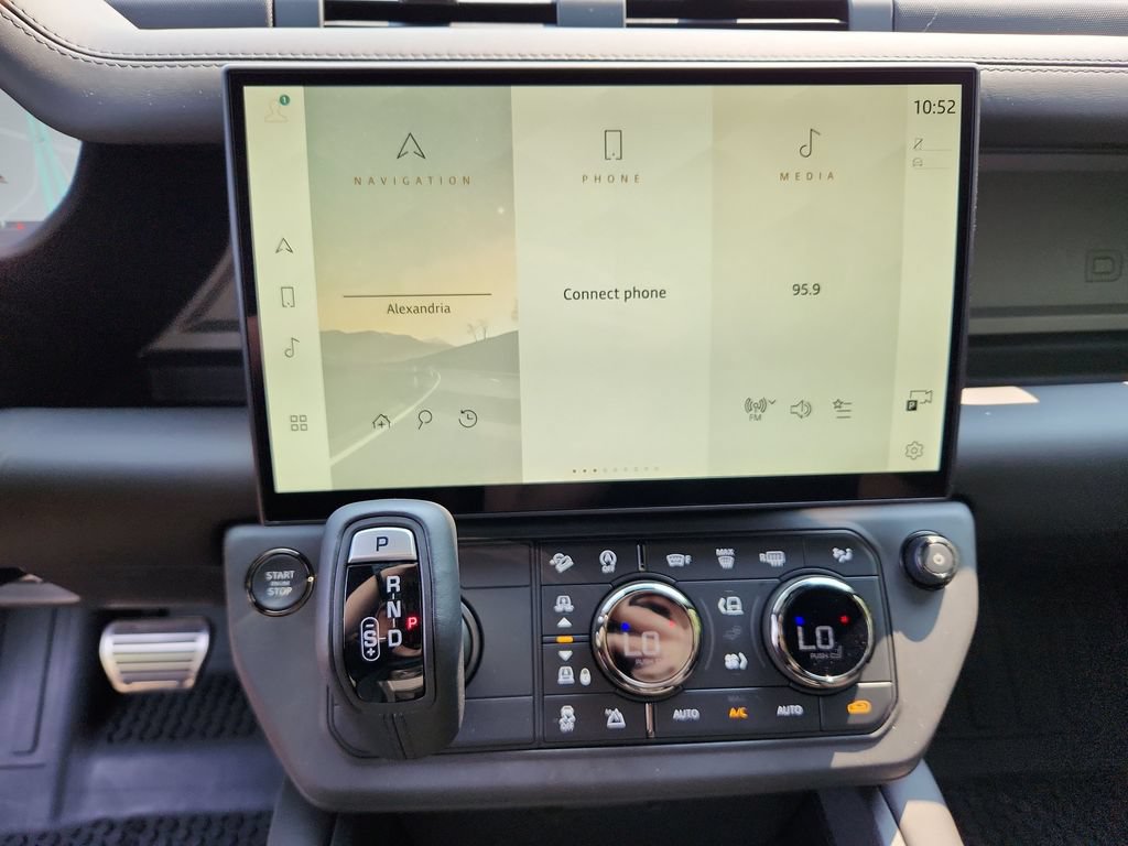 New 2026 Land Rover Defender 110 OCTA AWD/4WD image 15