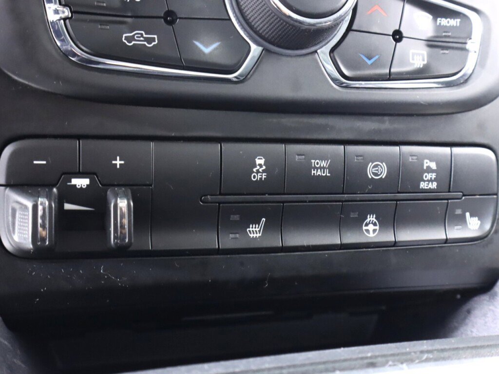 Used 2017 RAM 3500 Big Horn image 22