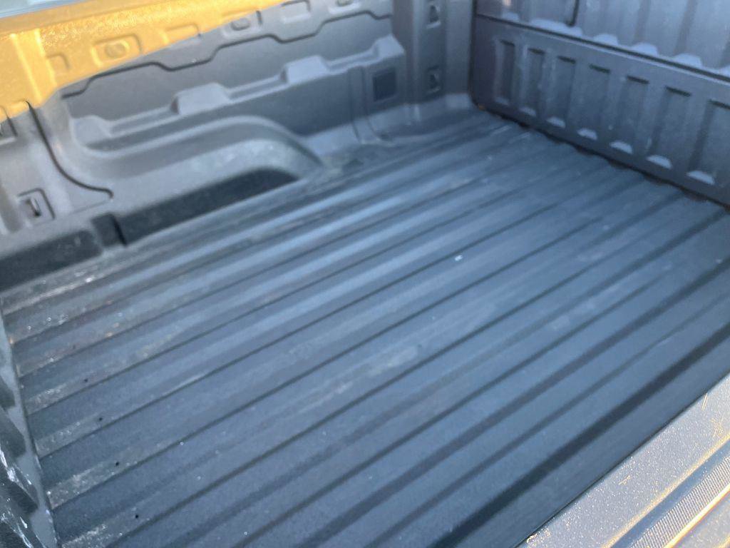 Used 2025 Chevrolet Colorado W/T w/ WT Convenience Package II image 20