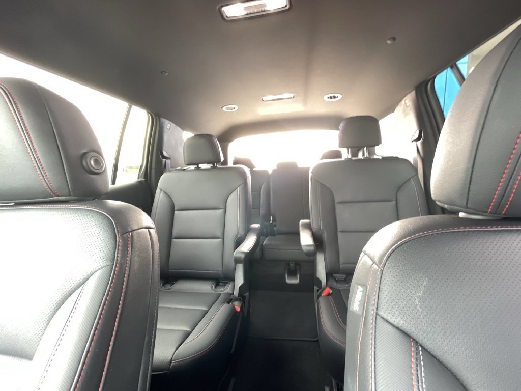 Certified 2025 Chevrolet Traverse Z71 w/ Enhanced Driving Package AWD/4WD image 19
