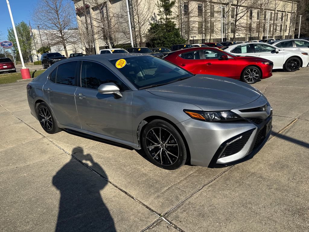 Certified 2023 Toyota Camry SE image 5