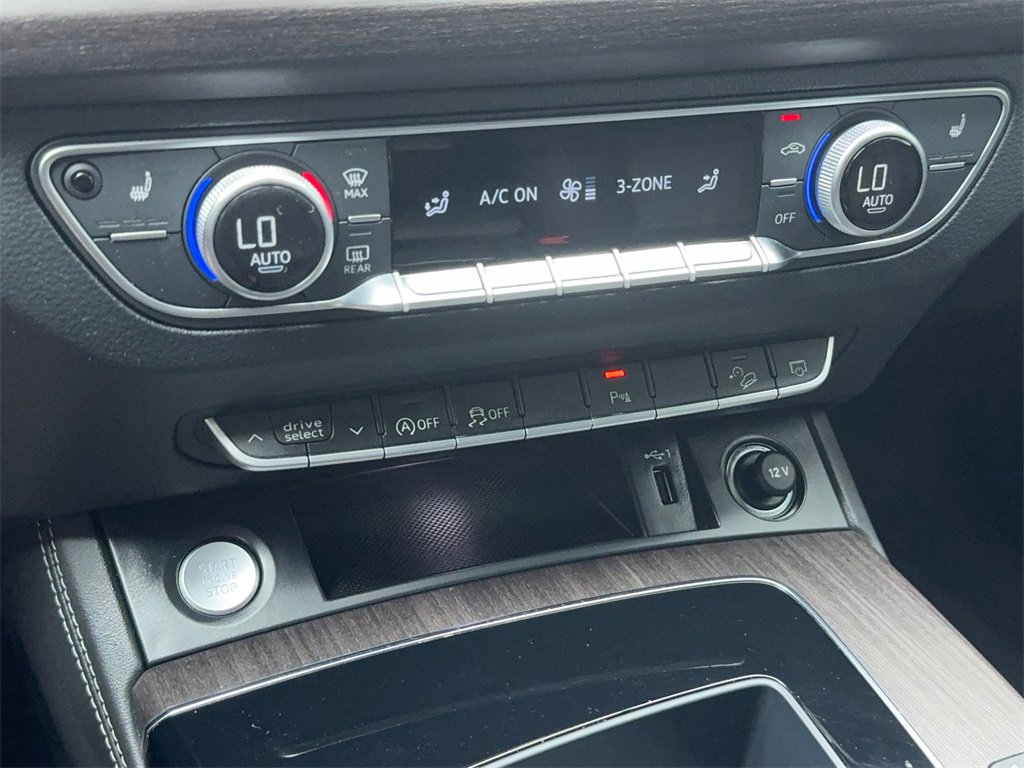 Used 2022 Audi Q5 2.0T Premium Plus w/ Premium Plus Package image 30