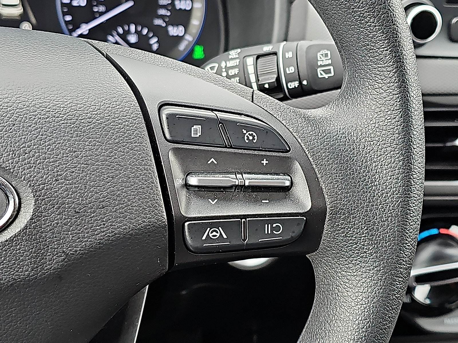 Used 2023 Hyundai Kona SEL image 22