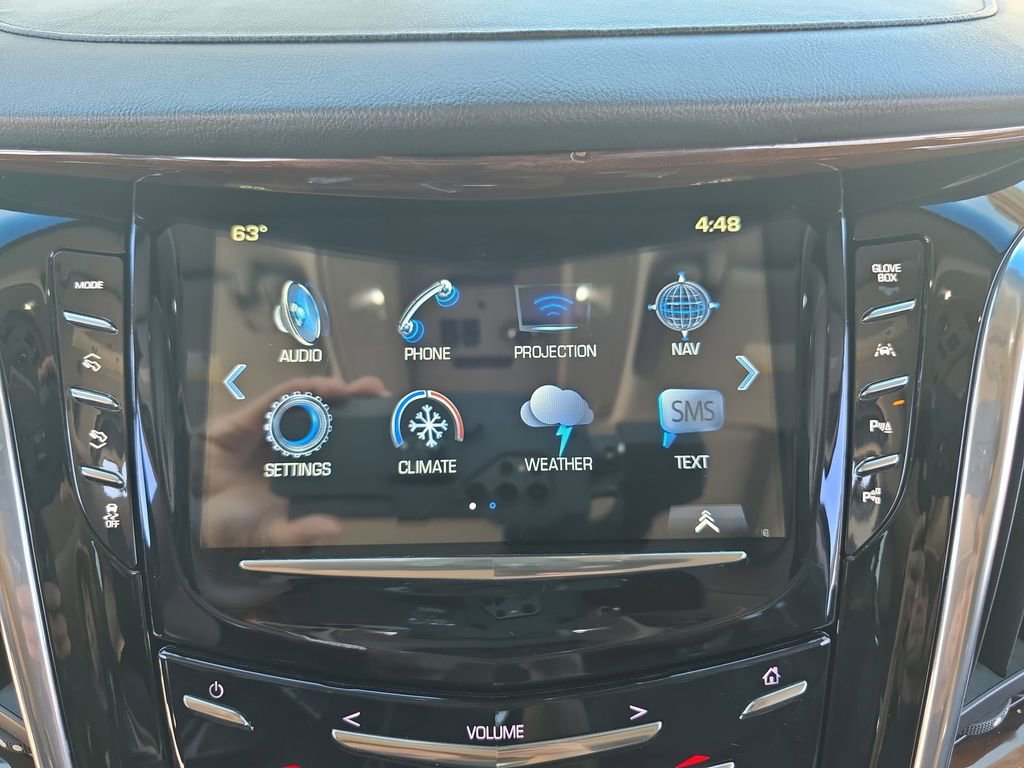 Used 2018 Cadillac Escalade Luxury image 26