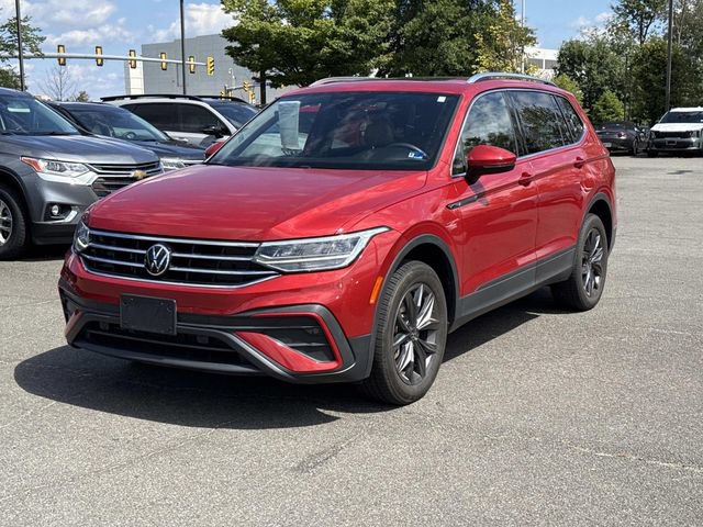 Used 2022 Volkswagen Tiguan SE AWD/4WD image 5