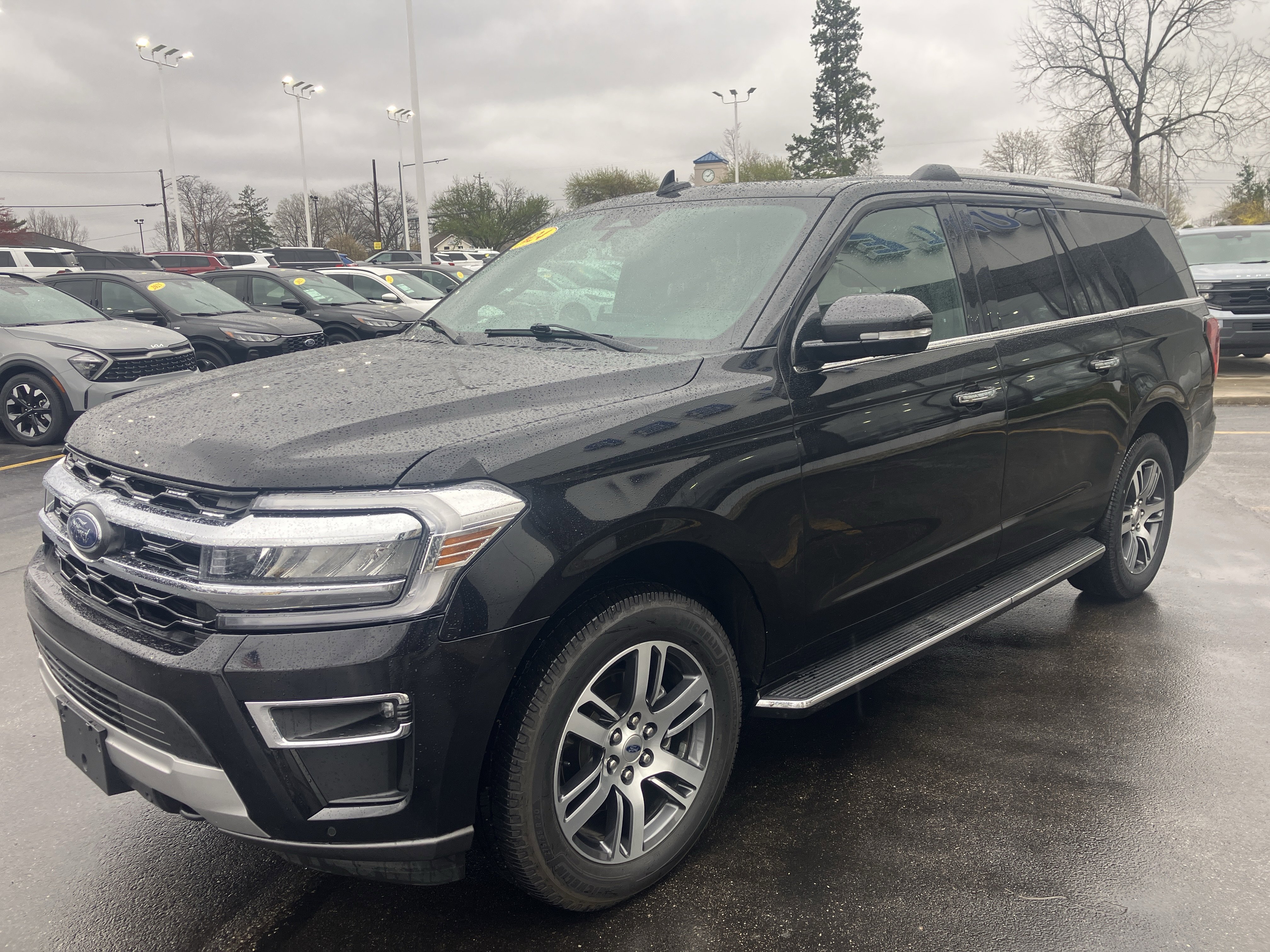 Certified 2022 Ford Expedition Max Limited image 3