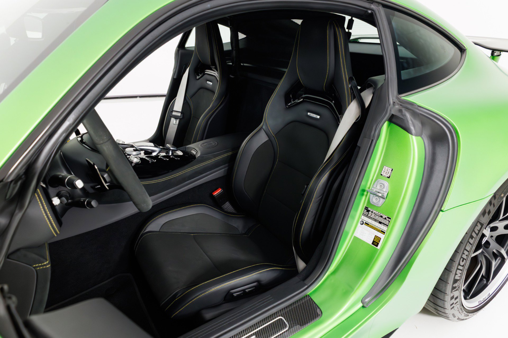 Used 2018 Mercedes-Benz AMG GT R image 11