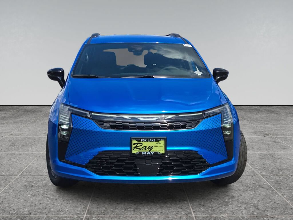 New 2027 Chrysler Pacifica Select AWD/4WD image 2