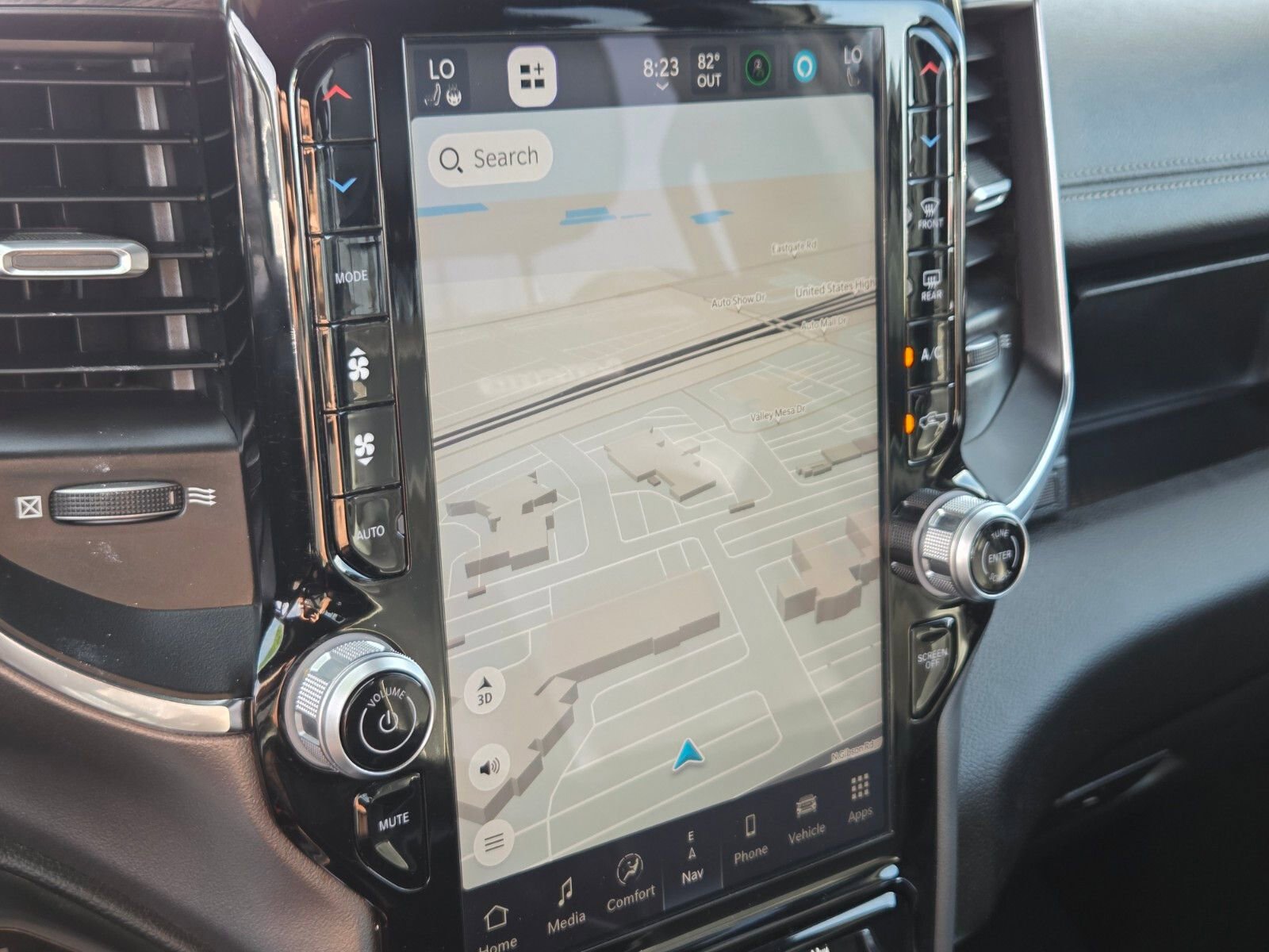 Used 2025 RAM 1500 Laramie image 20