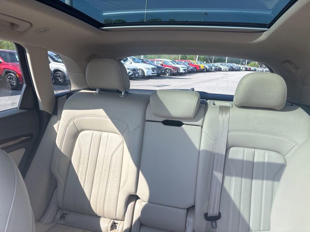 Used 2018 Audi Q5 2.0T Premium Plus w/ Premium Plus Package image 12