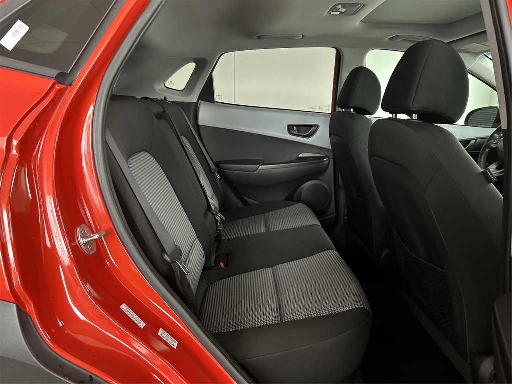 Used 2019 Hyundai Kona SEL w/ SEL Tech Package 02 image 35
