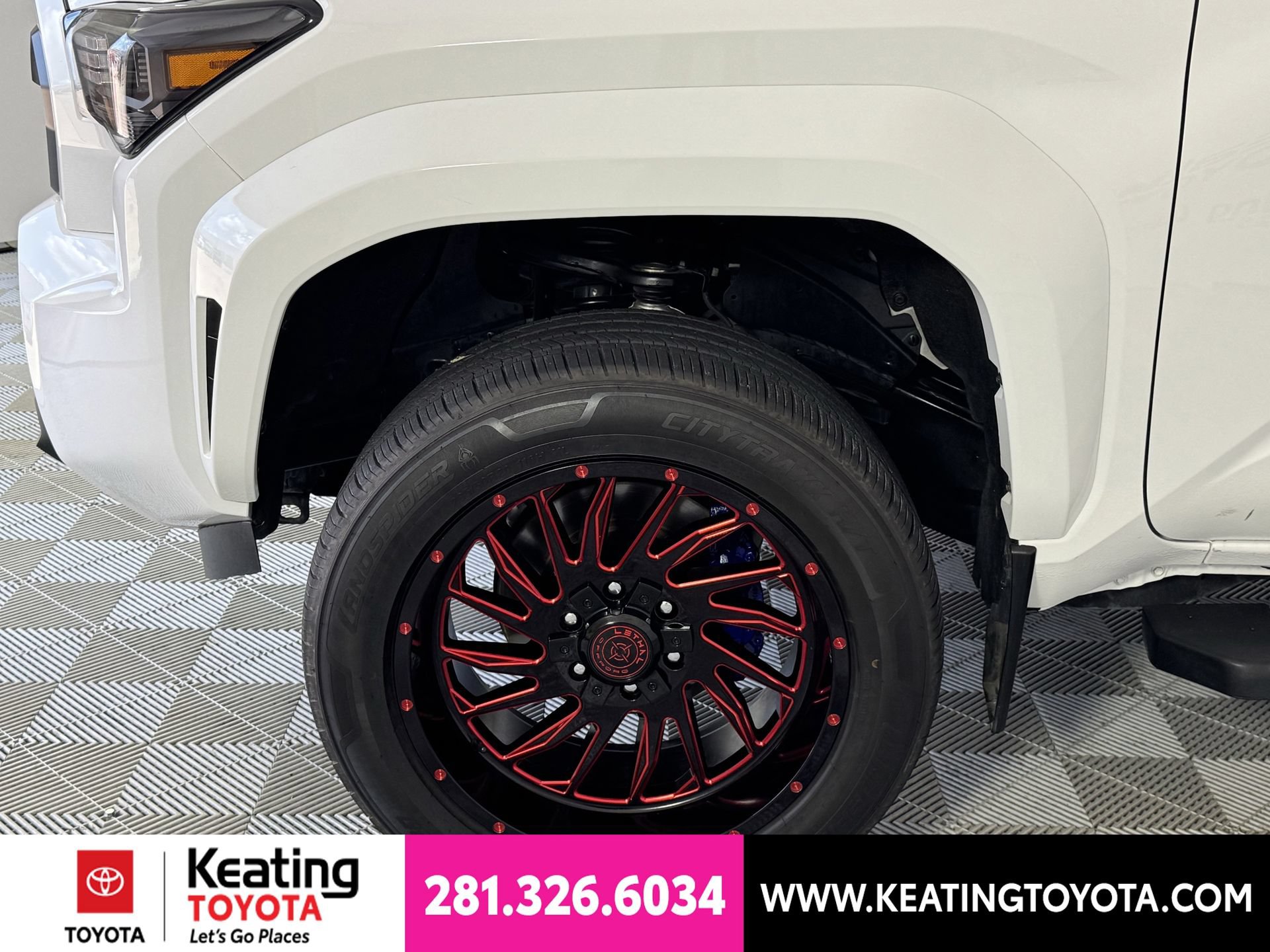 Used 2024 Toyota Tacoma TRD Sport AWD/4WD image 30