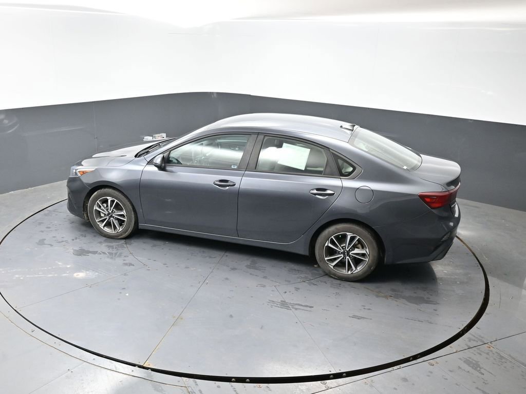 Used 2022 Kia Forte LXS w/ LXS Technology Package FWD image 19