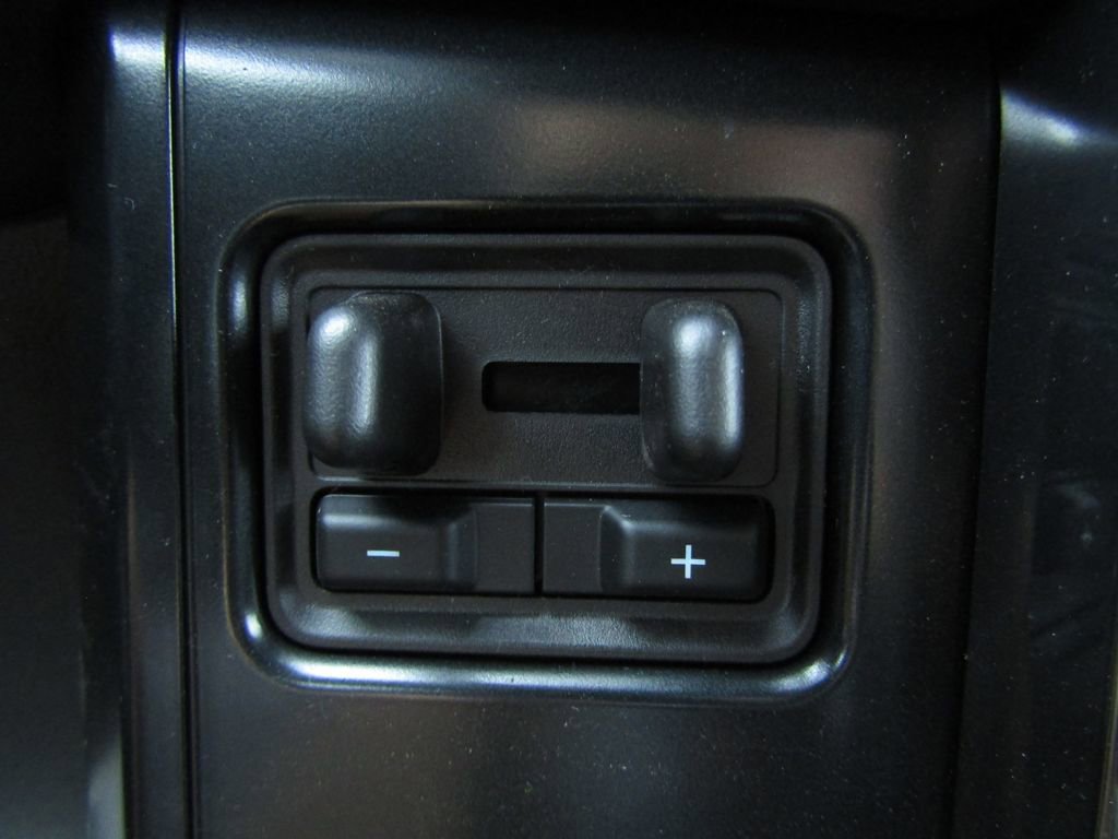 New 2025 Ford F150 Lightning Platinum w/ Dark Elements Package image 28