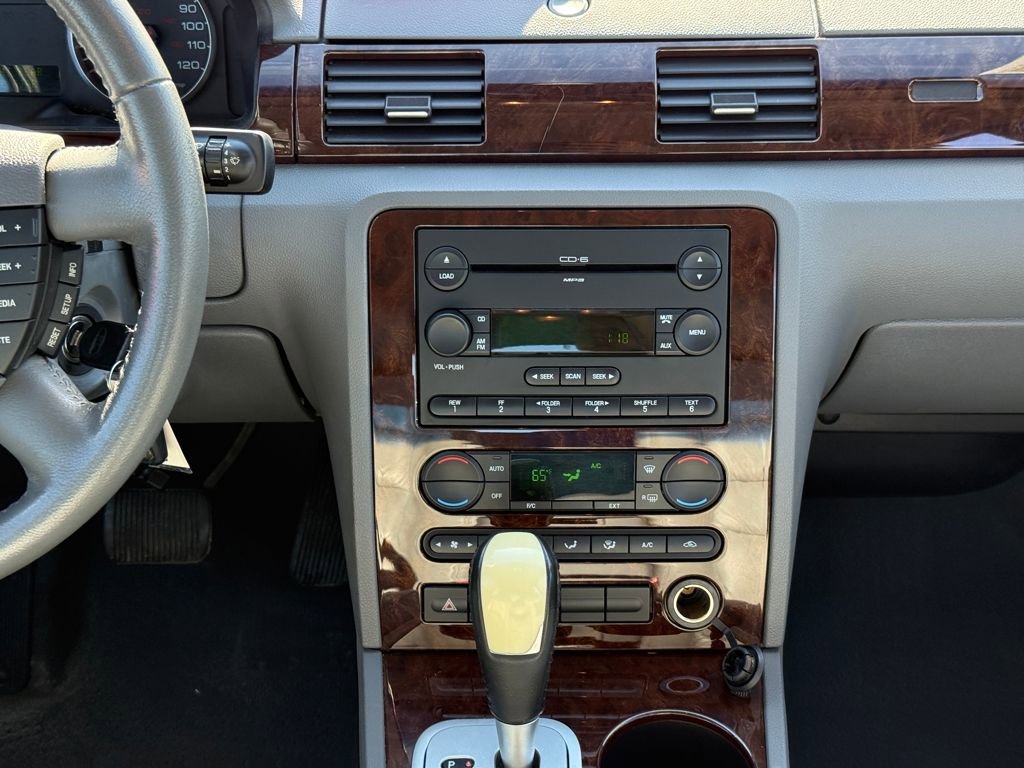 Used 2007 Ford Five Hundred SEL image 10