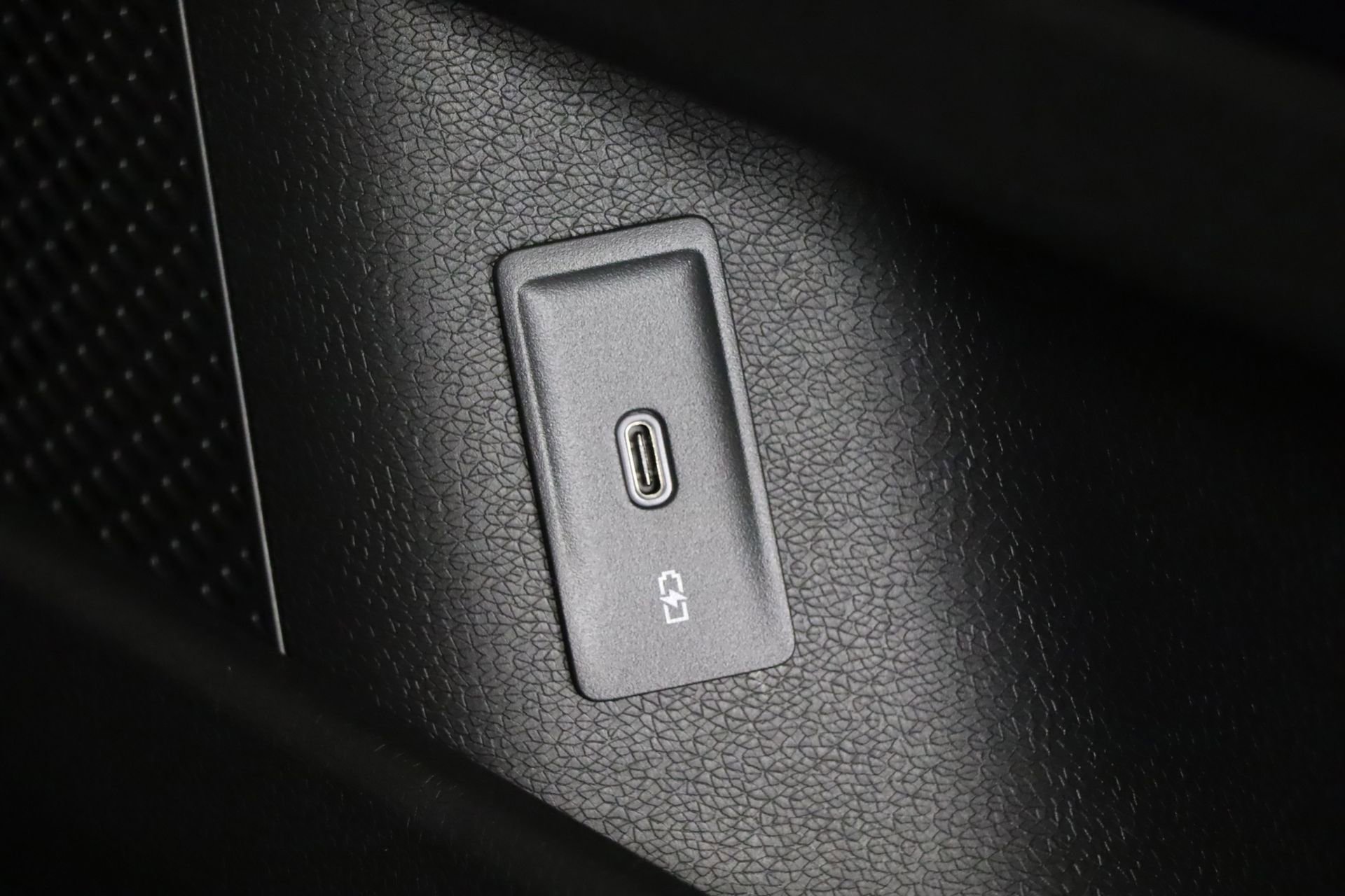 New 2025 Volkswagen ID. Buzz Pro S image 47