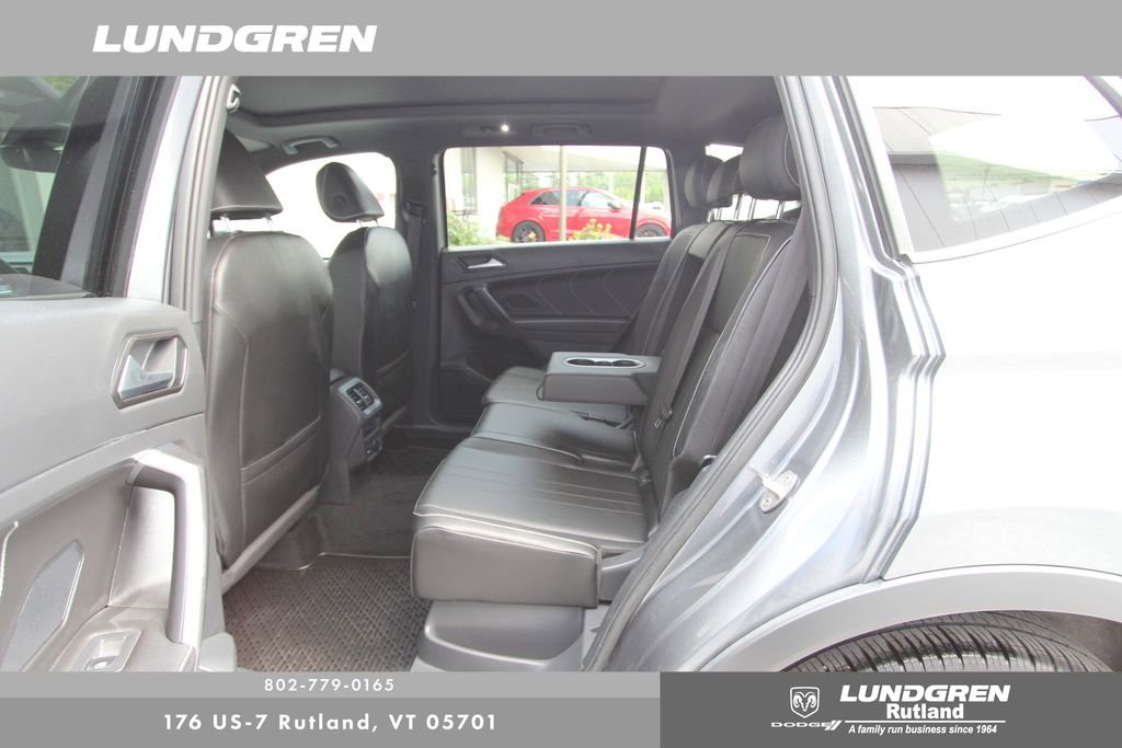 Used 2023 Volkswagen Tiguan SE R-Line AWD/4WD image 29