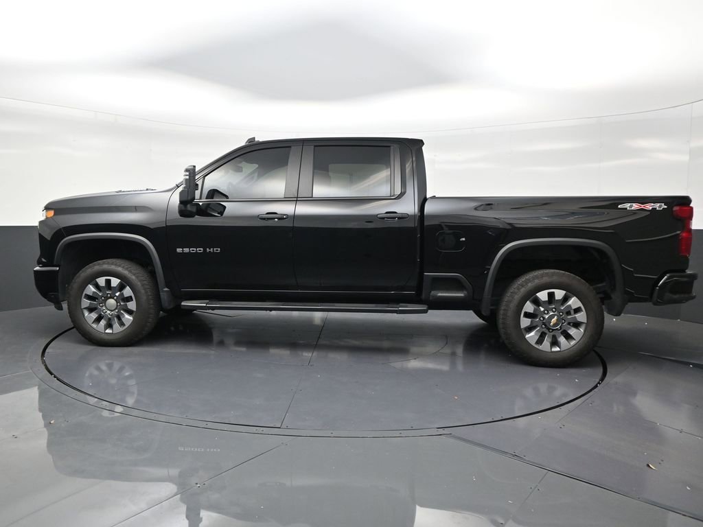 Used 2025 Chevrolet Silverado 2500 Custom w/ Custom Value Package AWD/4WD image 2