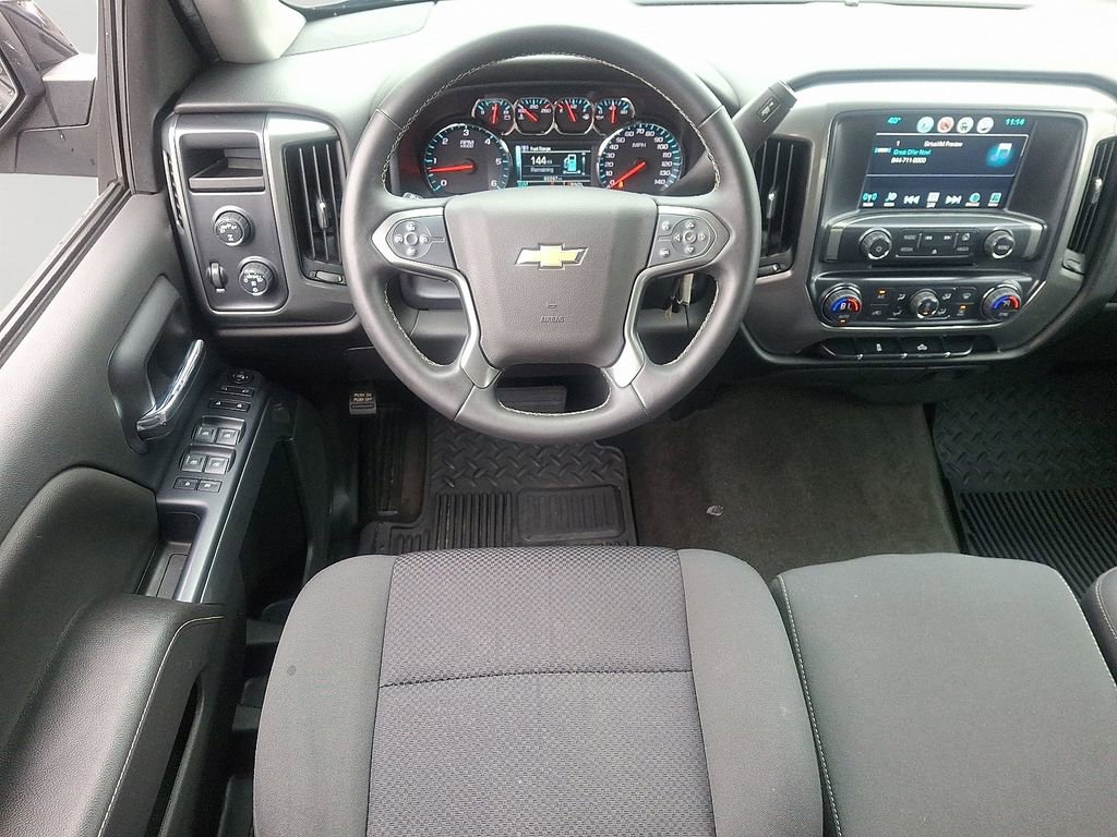 Used 2018 Chevrolet Silverado 1500 LT w/ All Star Edition AWD/4WD image 11