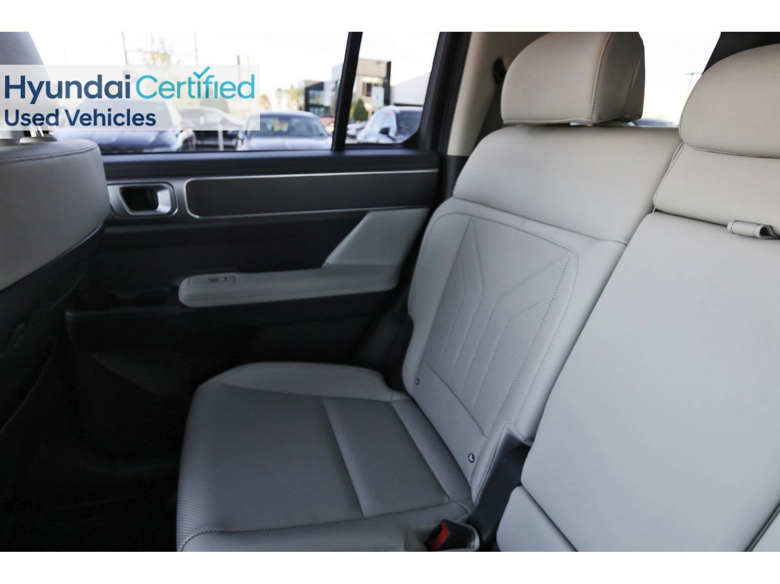 Certified 2025 Hyundai Santa Fe SEL image 14