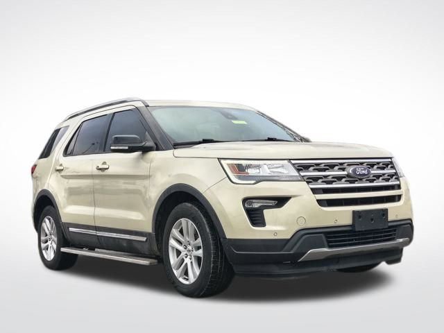 Used 2018 Ford Explorer XLT w/ Equipment Group 202A image 1