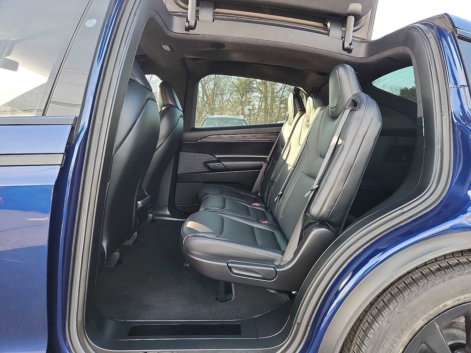 Used 2022 Tesla Model X image 10