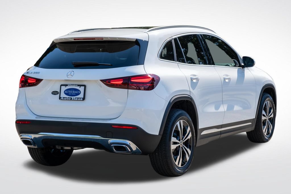 Used 2026 Mercedes-Benz GLA 250 w/ Sun & Sound Package image 8