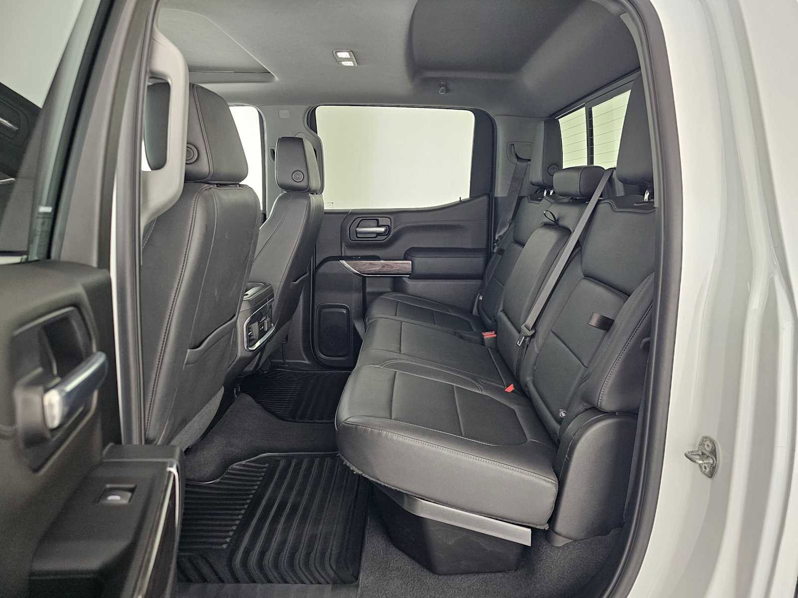 Used 2022 Chevrolet Silverado 1500 LTZ w/ LTZ Premium Package image 17