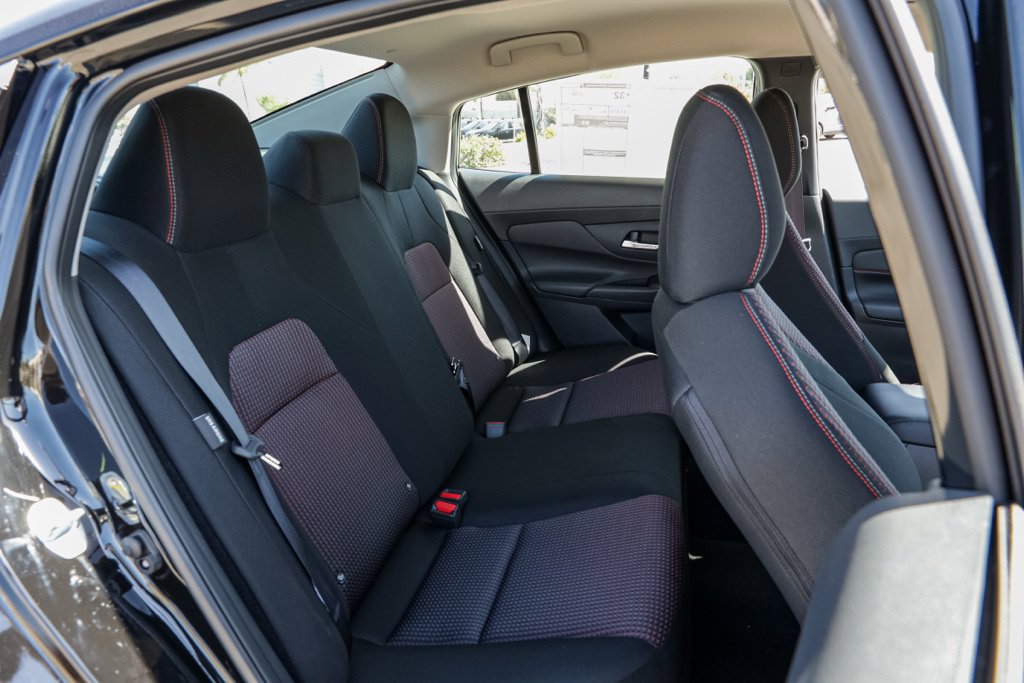New 2027 Nissan Sentra SR FWD image 22