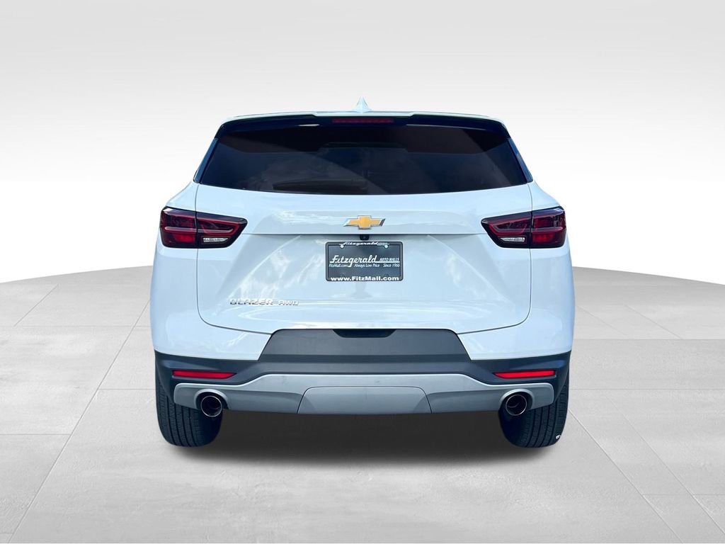 Used 2025 Chevrolet Blazer LT image 6