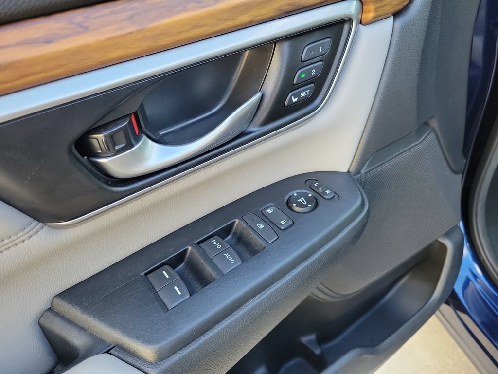 Used 2019 Honda CR-V Touring image 22