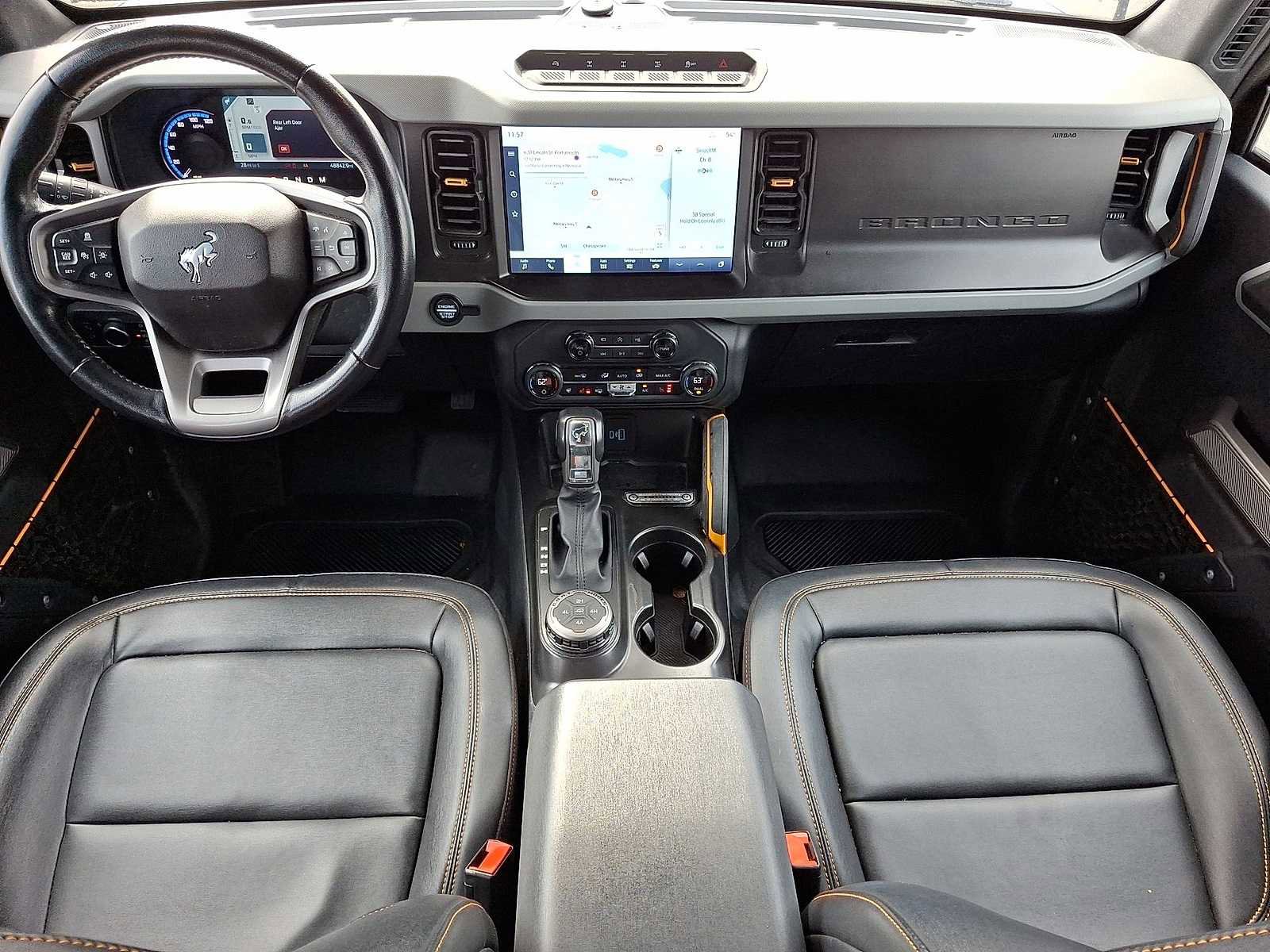 Used 2023 Ford Bronco Badlands image 11