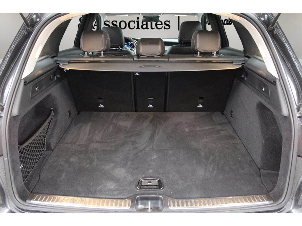 Used 2022 Mercedes-Benz GLC 300 image 30