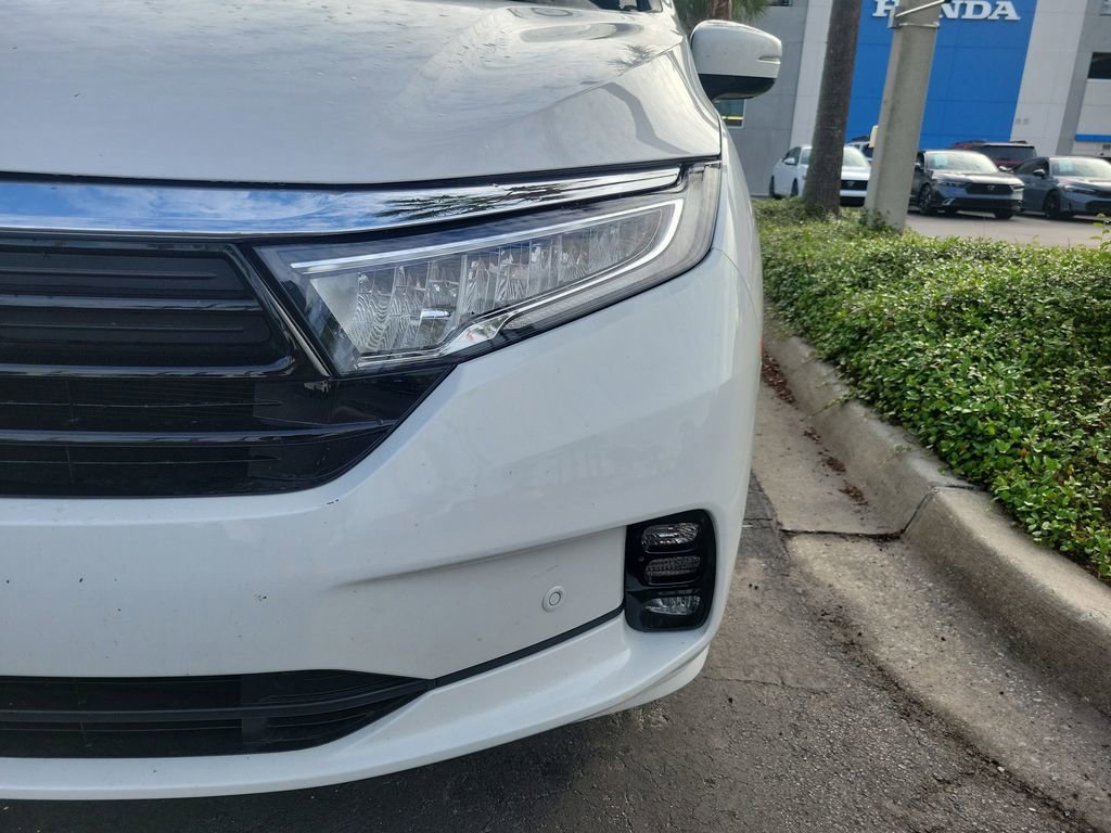 Used 2023 Honda Odyssey Elite image 7