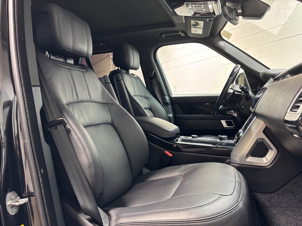 Used 2022 Land Rover Range Rover Westminster Edition image 32