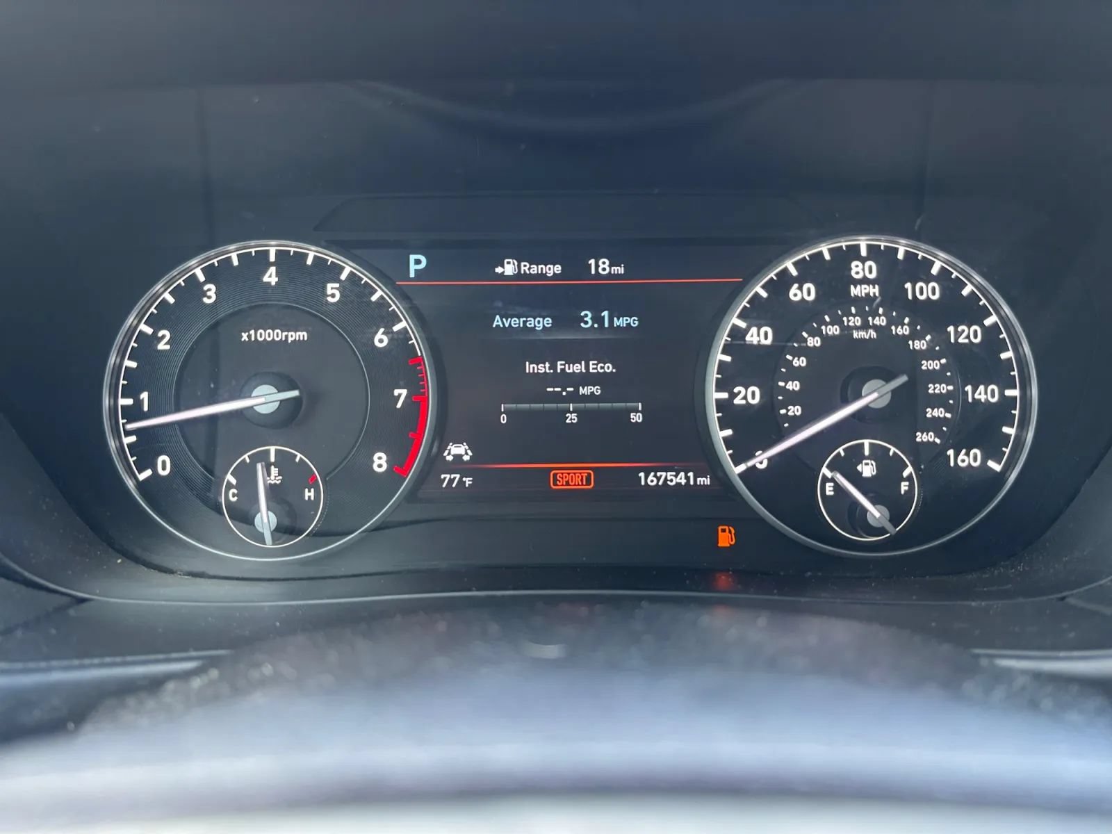 Used 2018 Genesis G90 3.3T Premium RWD image 16