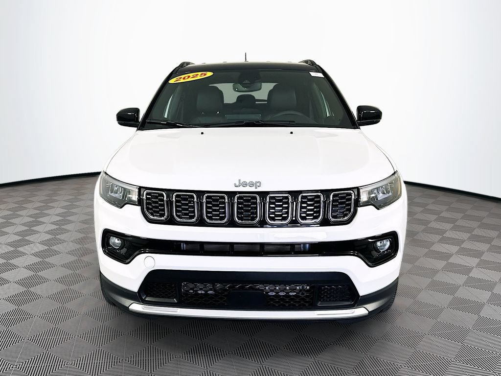 Certified 2025 Jeep Compass Limited AWD/4WD image 4