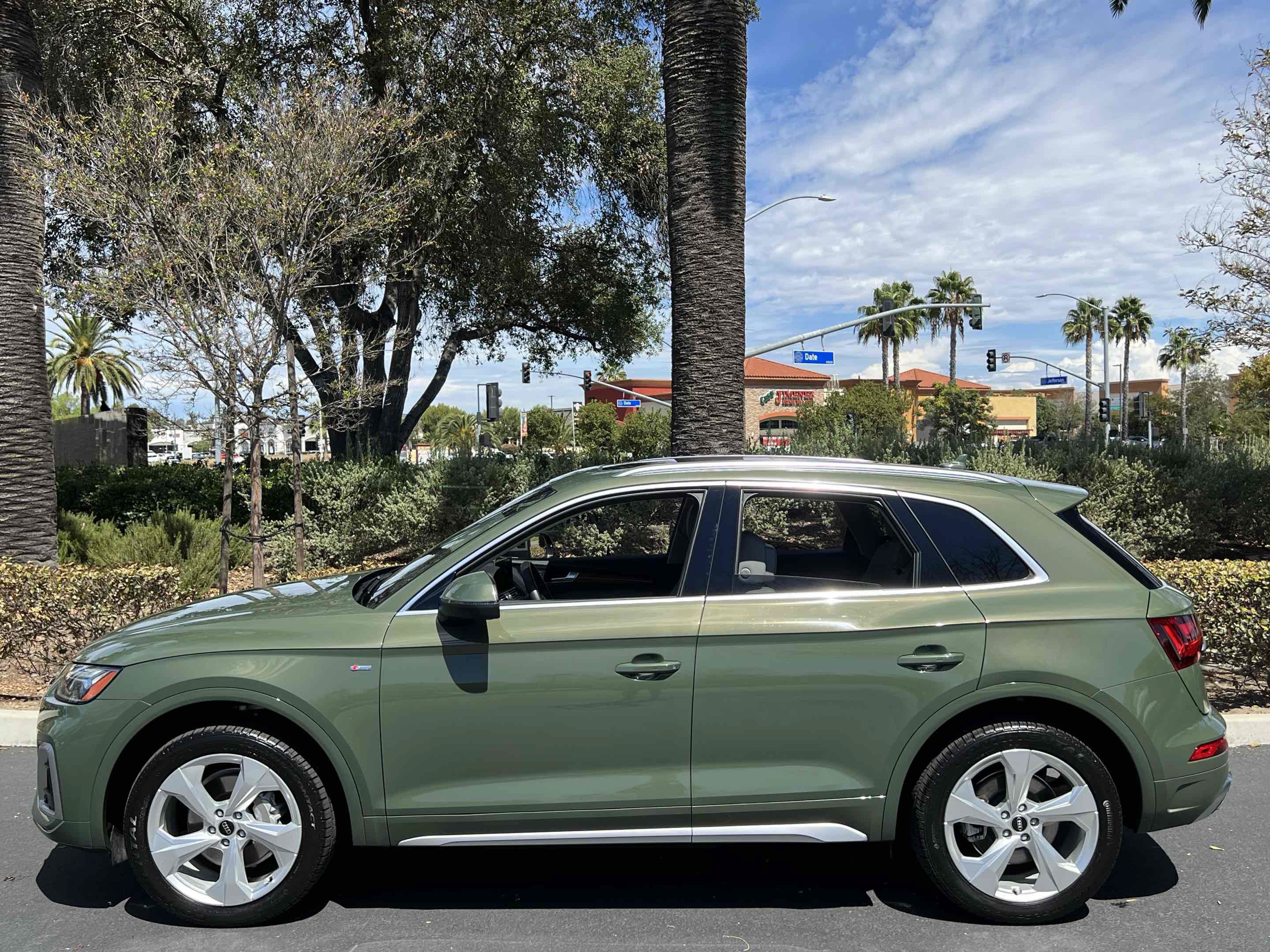 Used 2023 Audi Q5 2.0T Premium Plus AWD/4WD image 19