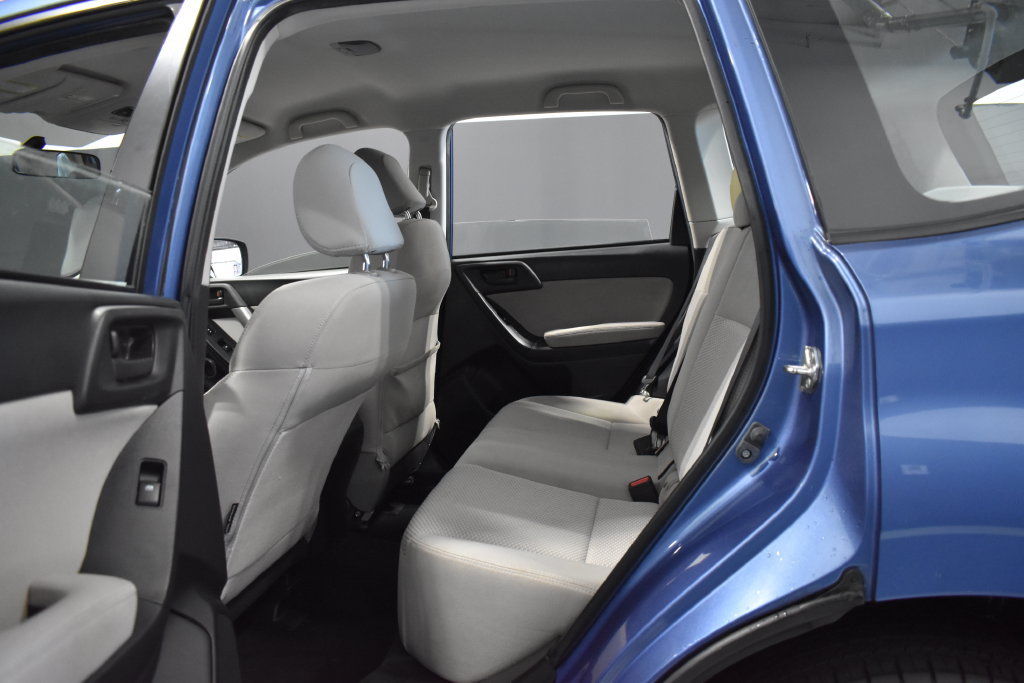 Used 2015 Subaru Forester 2.5i w/ Alloy Wheel Package AWD/4WD image 26
