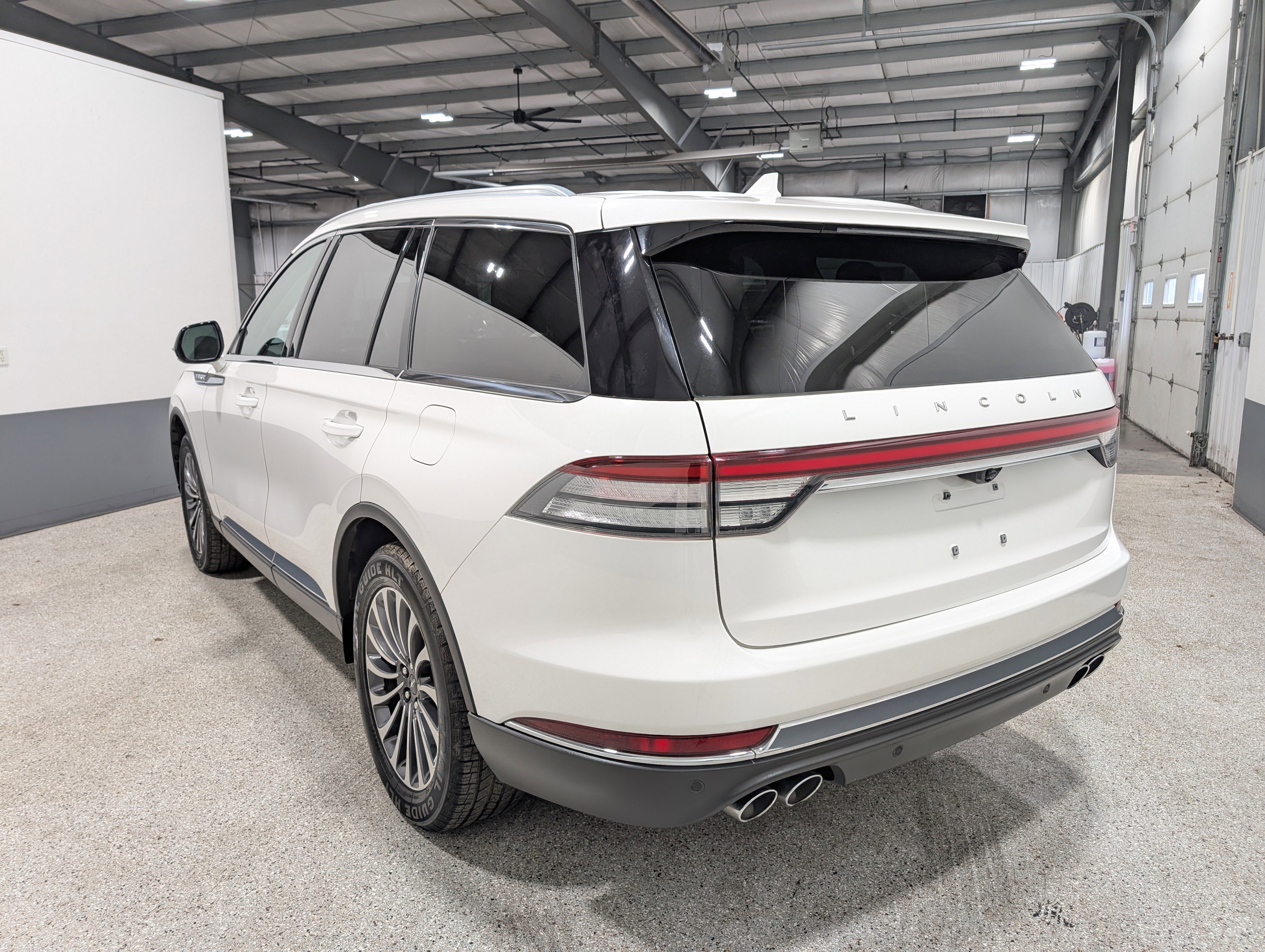 Used 2021 Lincoln Aviator Reserve w/ Elements Package Plus image 5