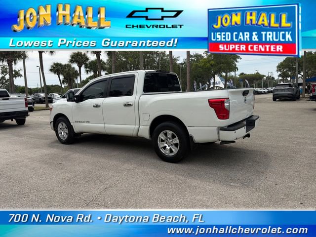 Used 2018 Nissan Titan SV w/ SV Convenience Package RWD image 8