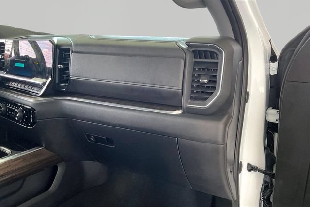 Used 2023 Chevrolet Silverado 1500 RST w/ Convenience Package II AWD/4WD image 18